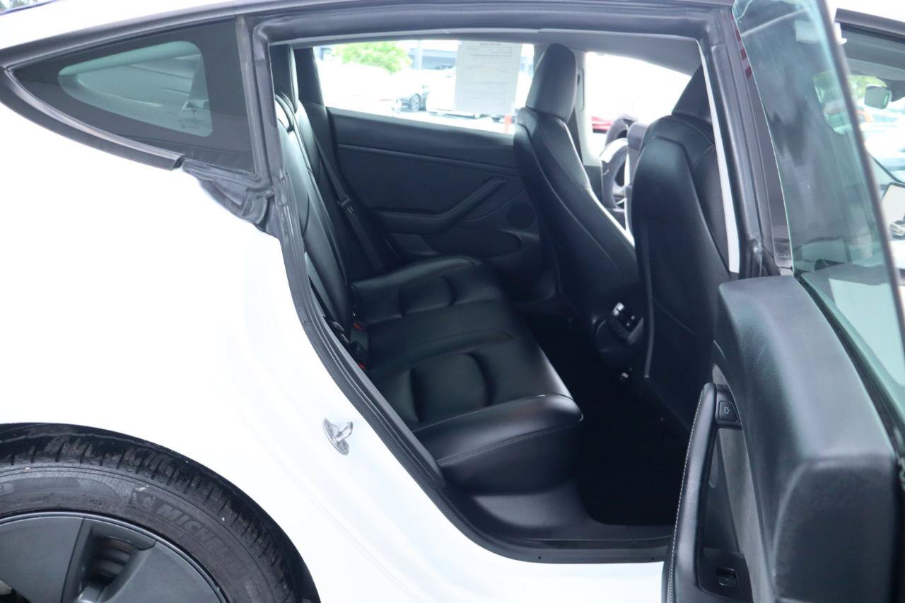 Used 2023 Tesla Model 3 Standard Range RWD image 31