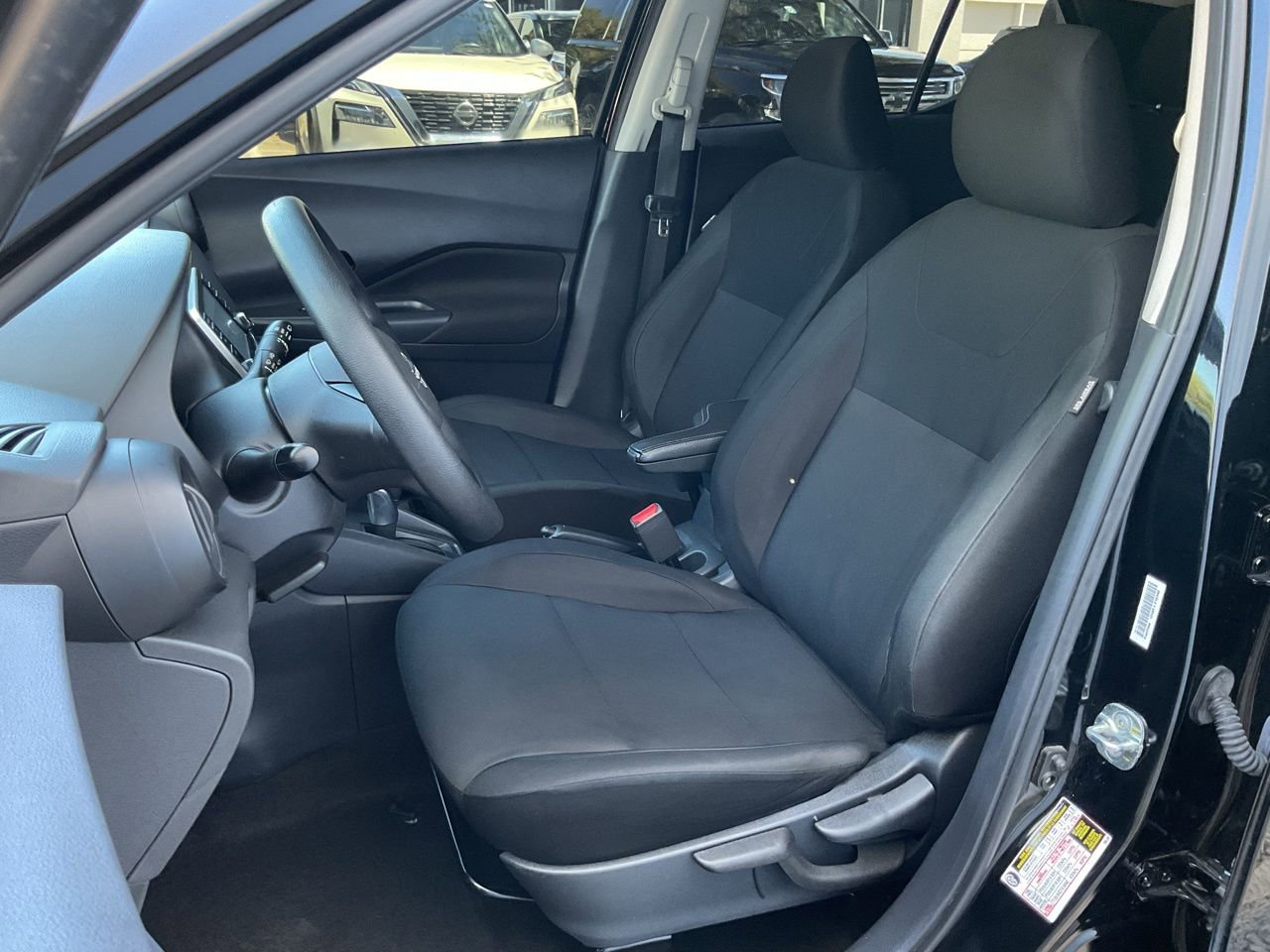 Used 2024 Nissan Kicks S image 14