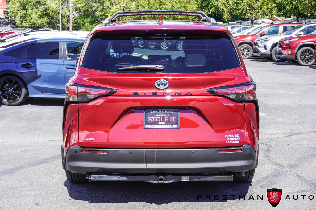 Used 2022 Toyota Sienna Limited AWD/4WD image 23
