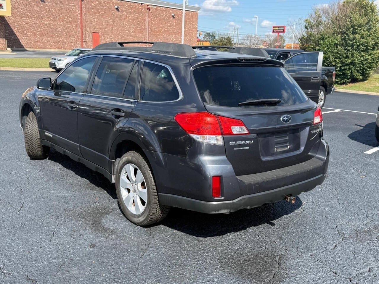 Used 2010 Subaru Outback 2.5i Premium AWD/4WD image 6