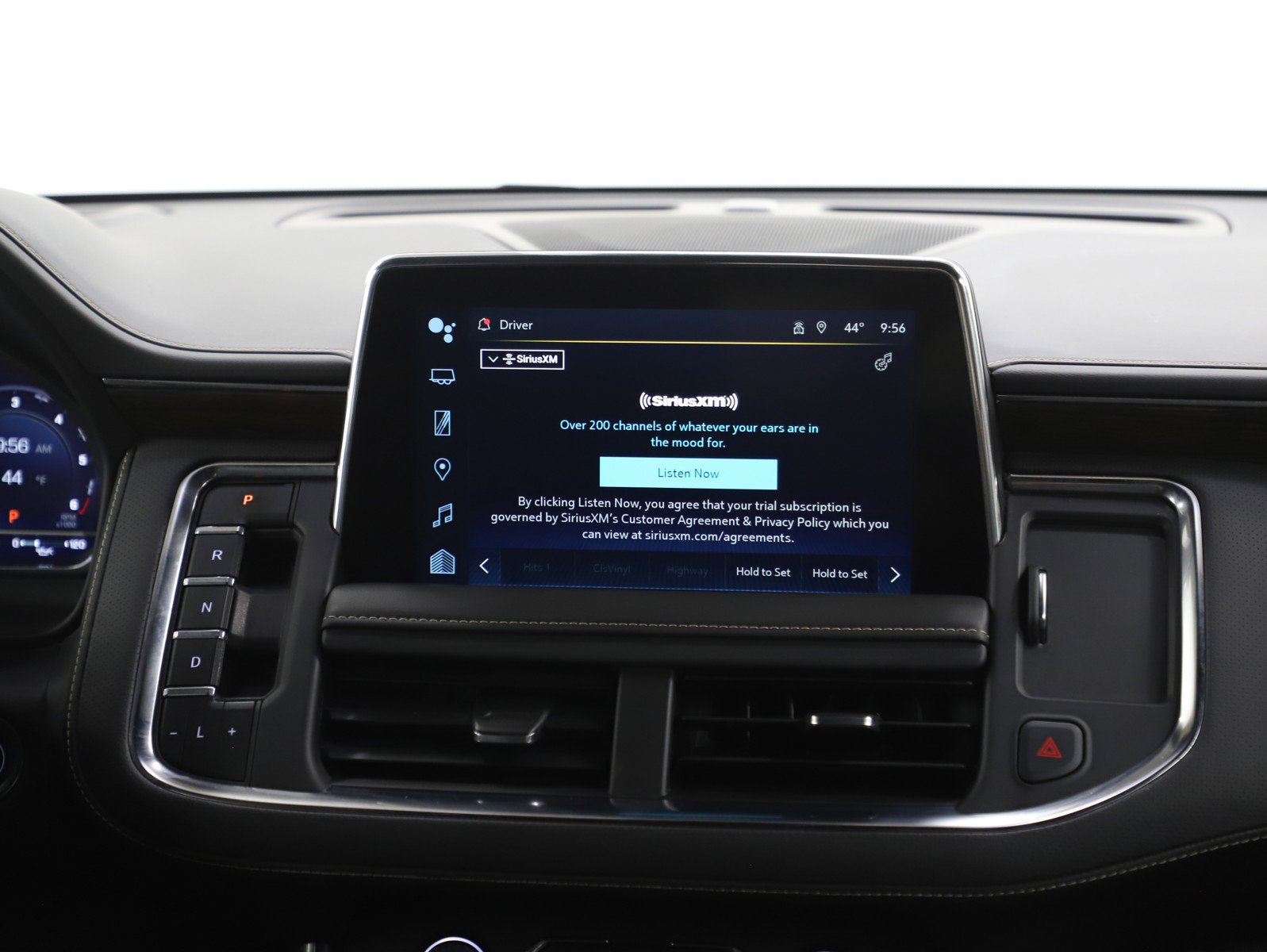 Used 2023 Chevrolet Suburban Premier AWD/4WD image 16