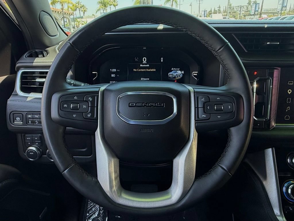 Used 2024 GMC Yukon Denali AWD/4WD image 22