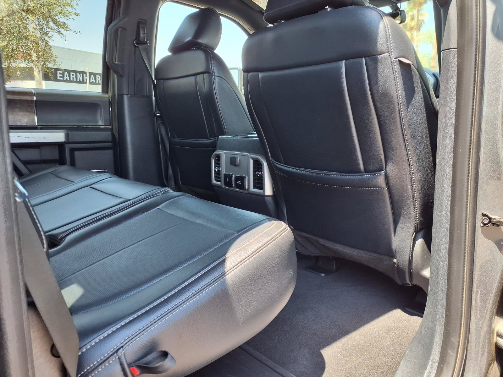 Used 2022 Ford F250 Lariat w/ Tremor Off-Road Package AWD/4WD image 14