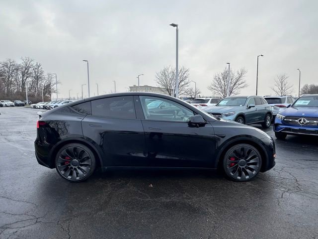 Used 2022 Tesla Model Y Performance image 9
