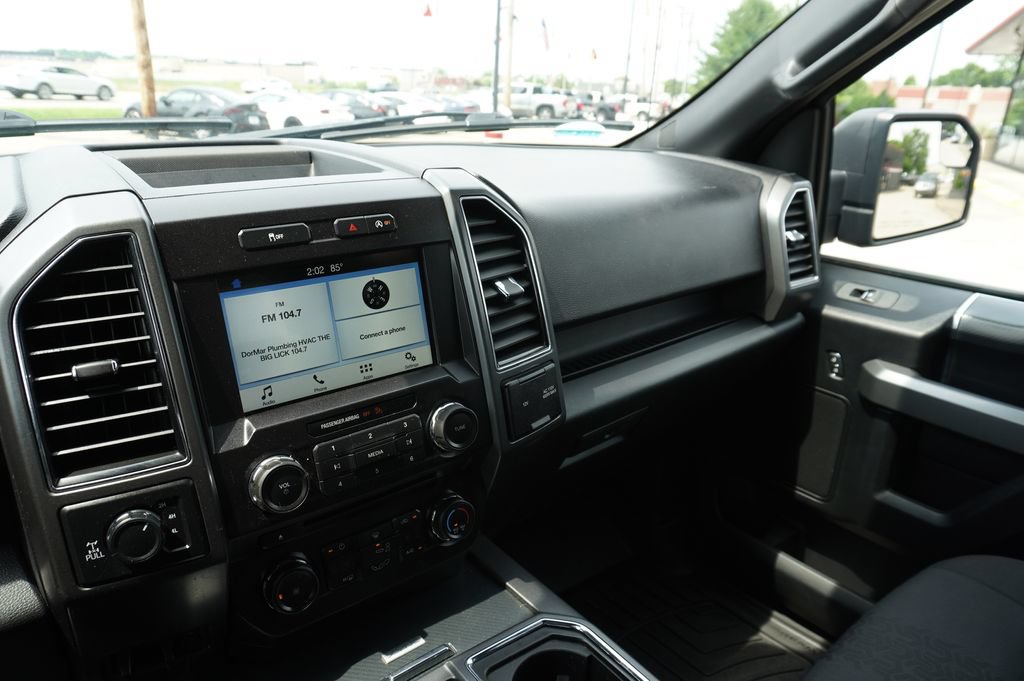 Used 2018 Ford F150 XLT w/ Equipment Group 302A Luxury AWD/4WD image 19