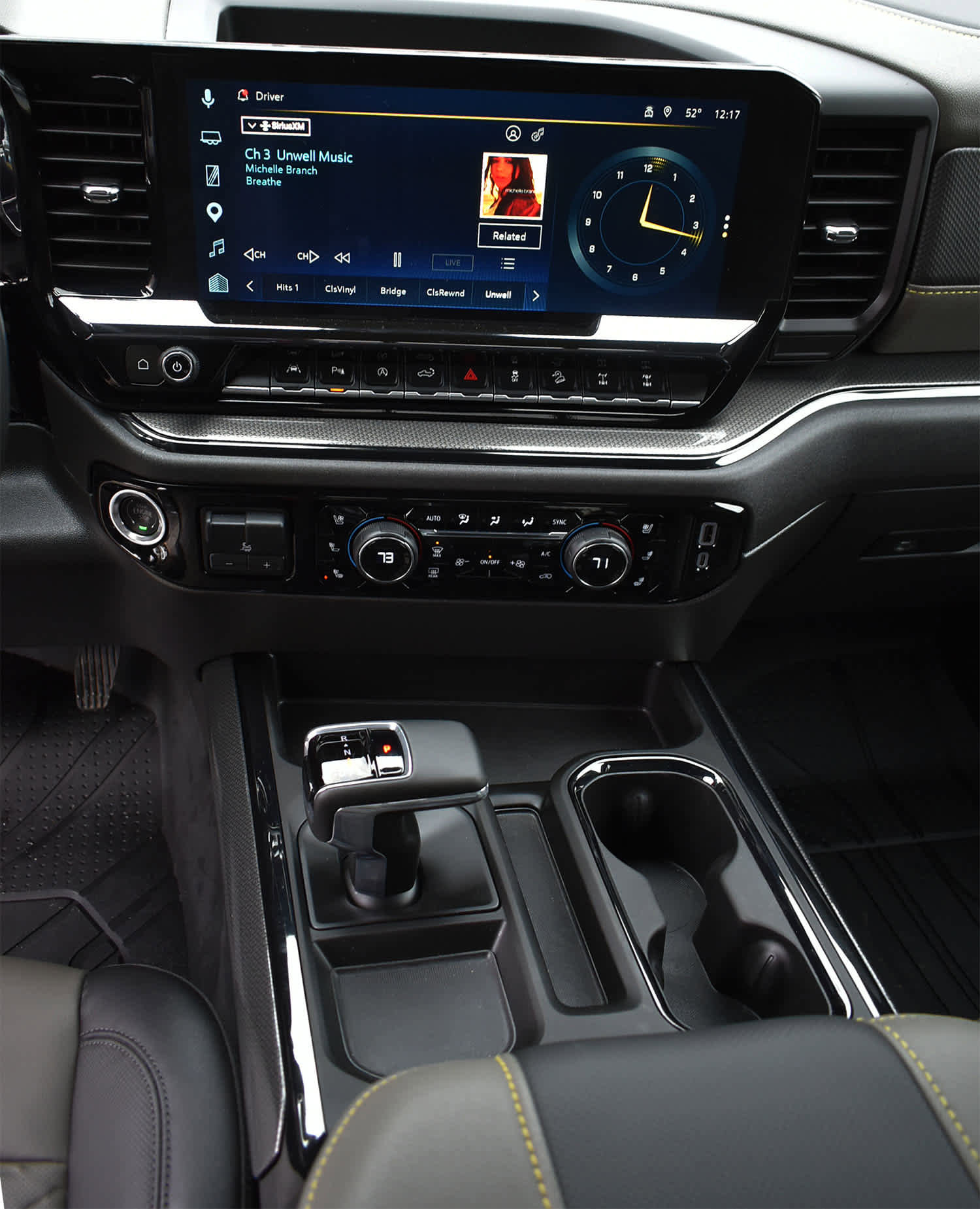 Used 2025 Chevrolet Silverado 1500 ZR2 w/ Technology Package image 14