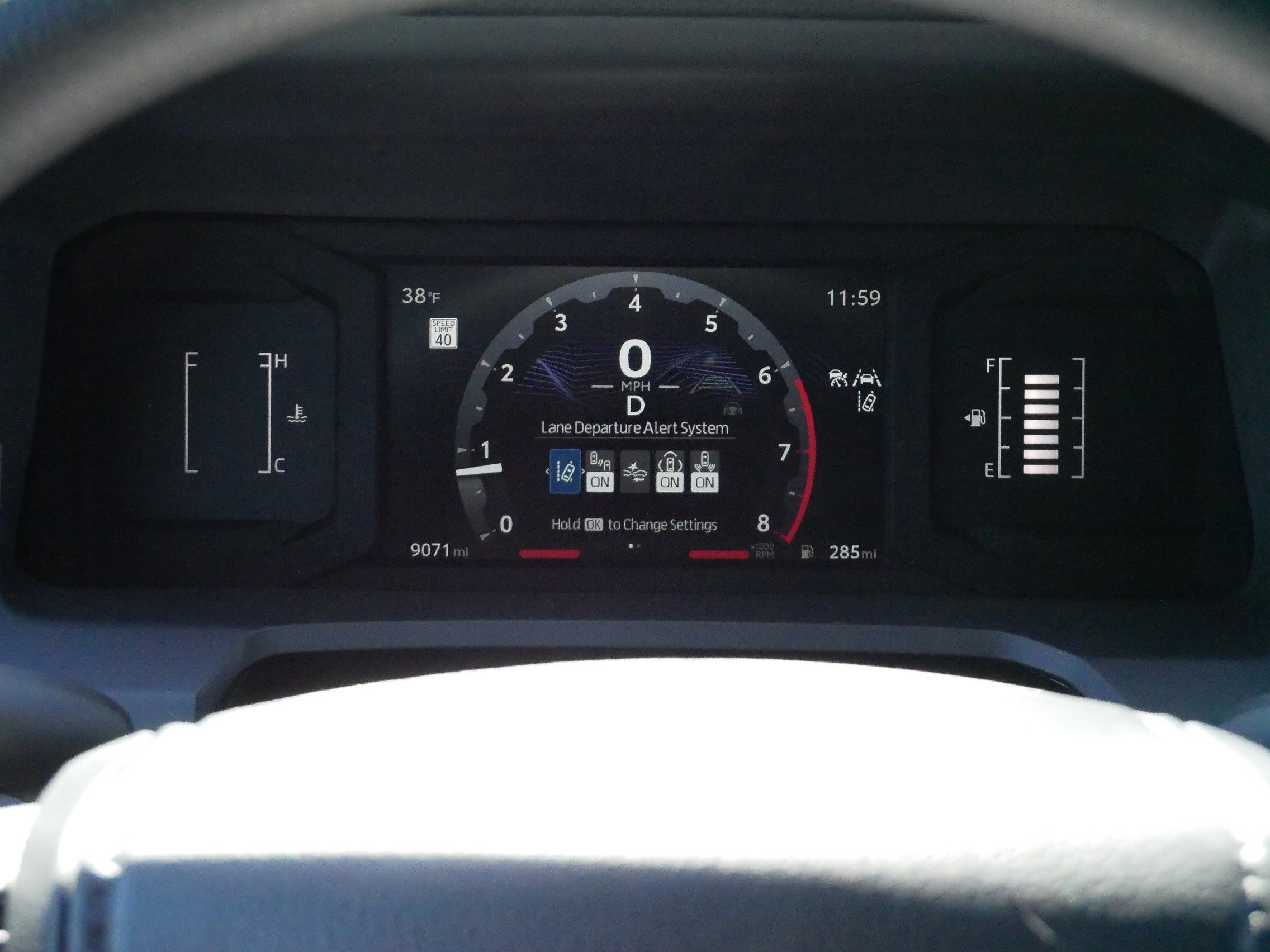 Certified 2024 Toyota Tacoma SR5 AWD/4WD image 21