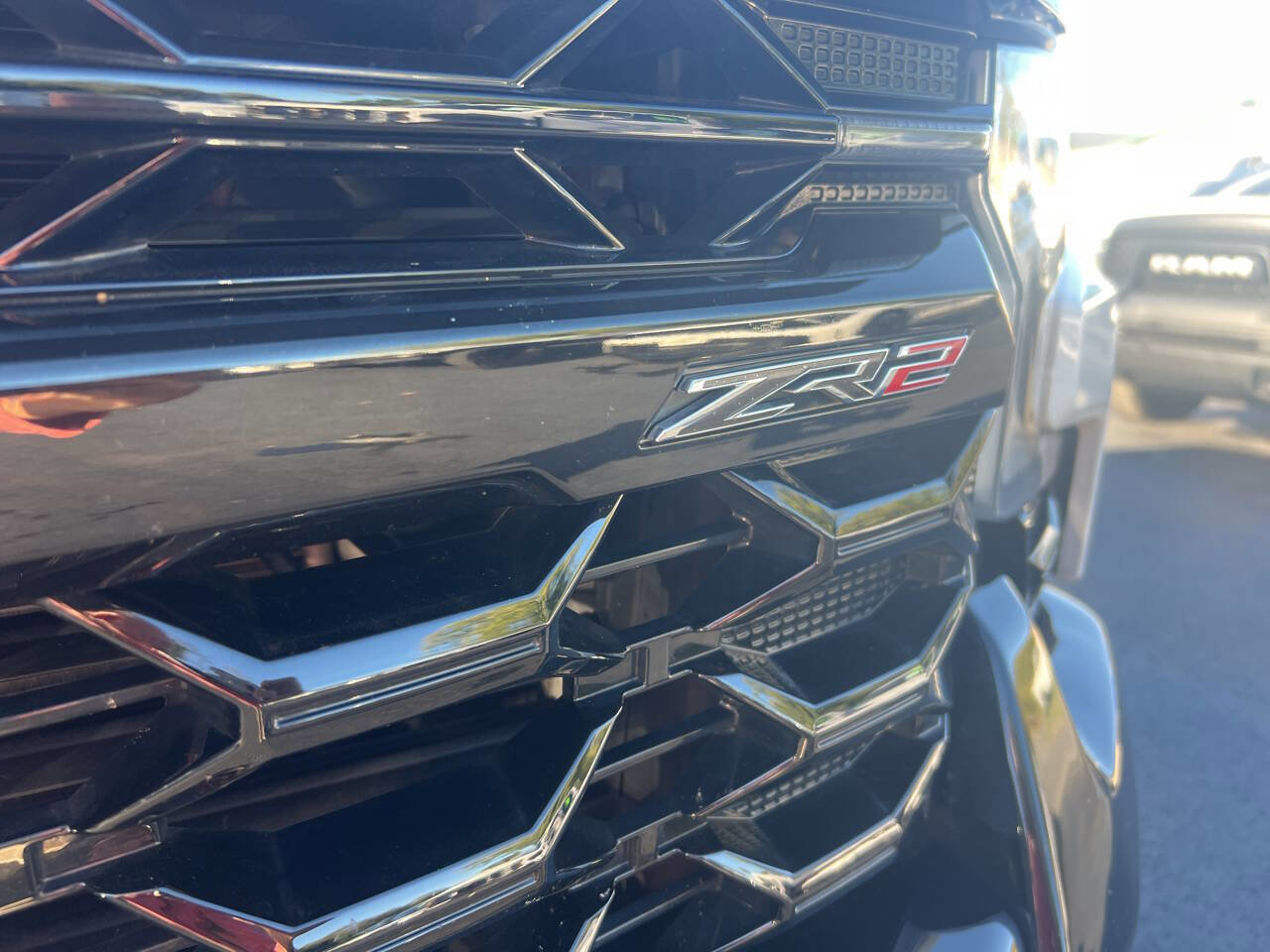 Used 2022 Chevrolet Silverado 1500 ZR2 w/ Technology Package image 12