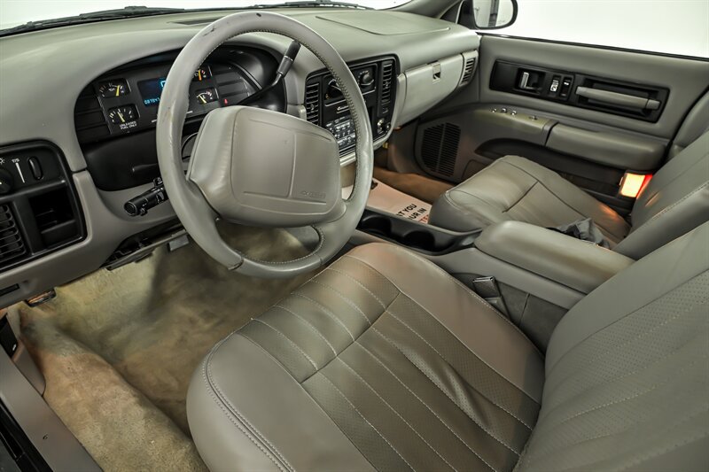 Used 1995 Chevrolet Impala SS RWD image 15