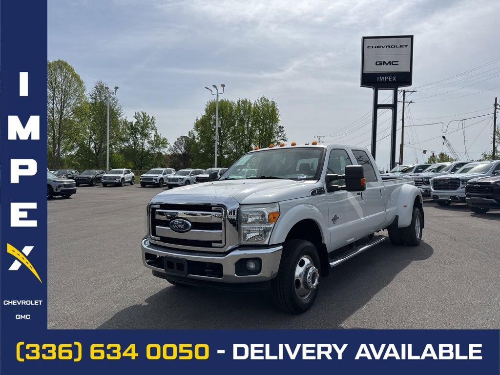 Used 2011 Ford F350 Lariat image 1