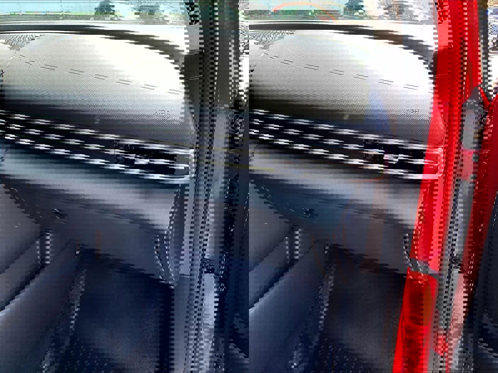 Used 2023 Hyundai Elantra SEL image 13