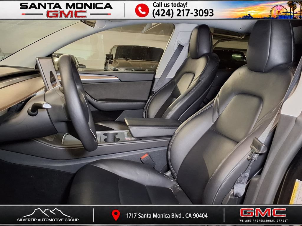Used 2024 Tesla Model Y Long Range AWD/4WD image 12