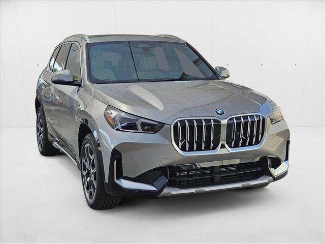 Used 2025 BMW X1 xDrive28i image 3