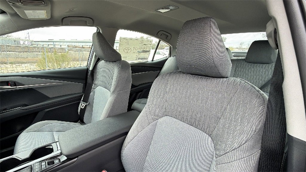 New 2026 Toyota Camry LE image 18