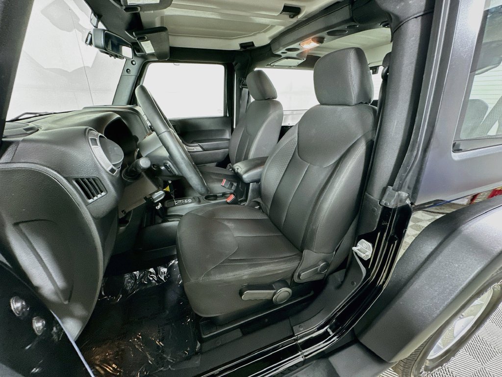 Used 2015 Jeep Wrangler Sport AWD/4WD image 20