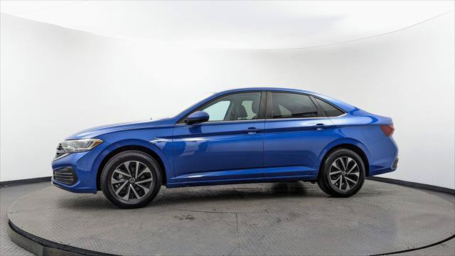 Used 2022 Volkswagen Jetta S FWD image 3