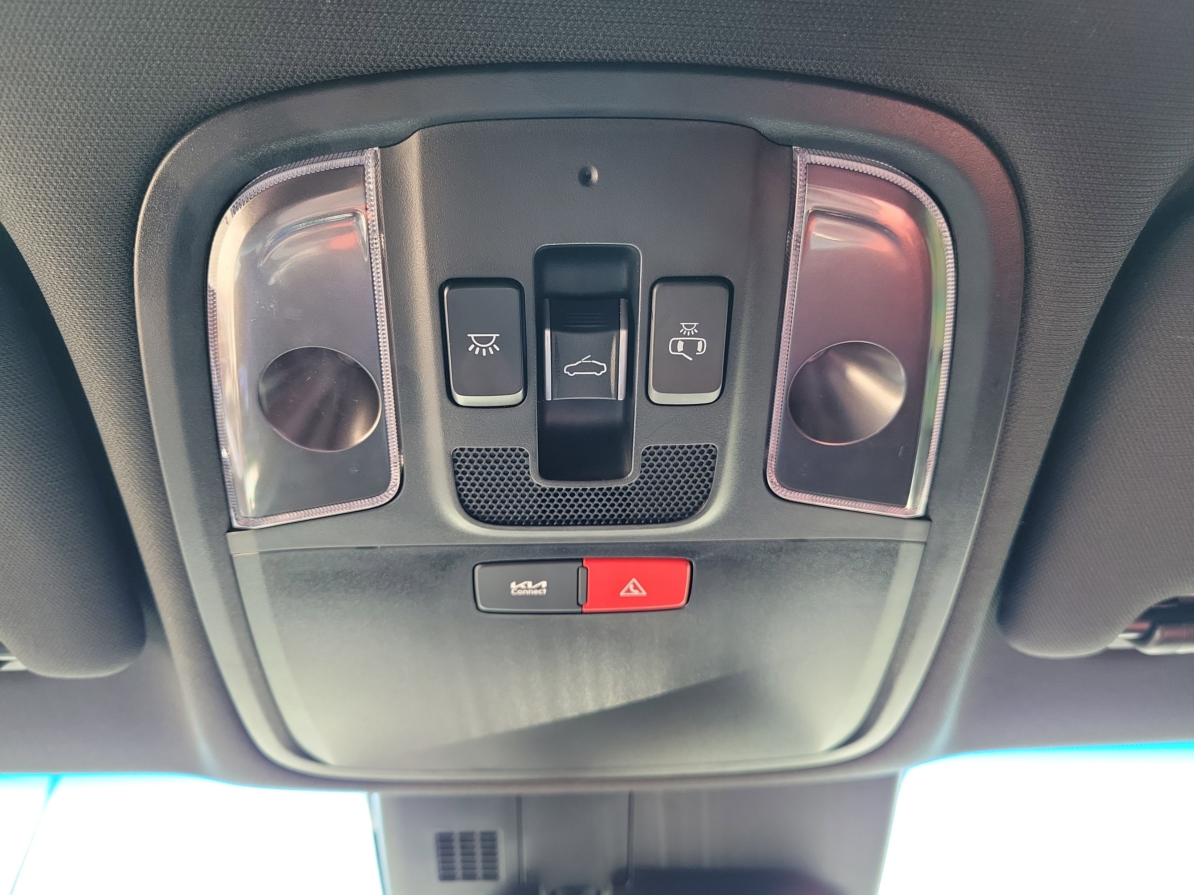 Used 2023 Kia Stinger GT2 w/ Red Interior Color Package image 32