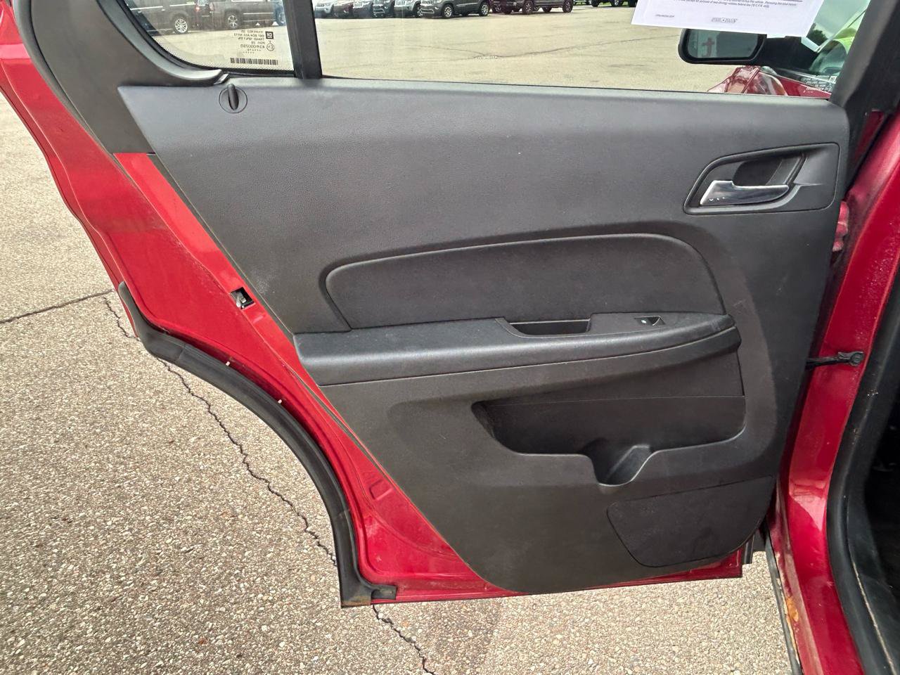 Used 2015 Chevrolet Equinox LT FWD image 13