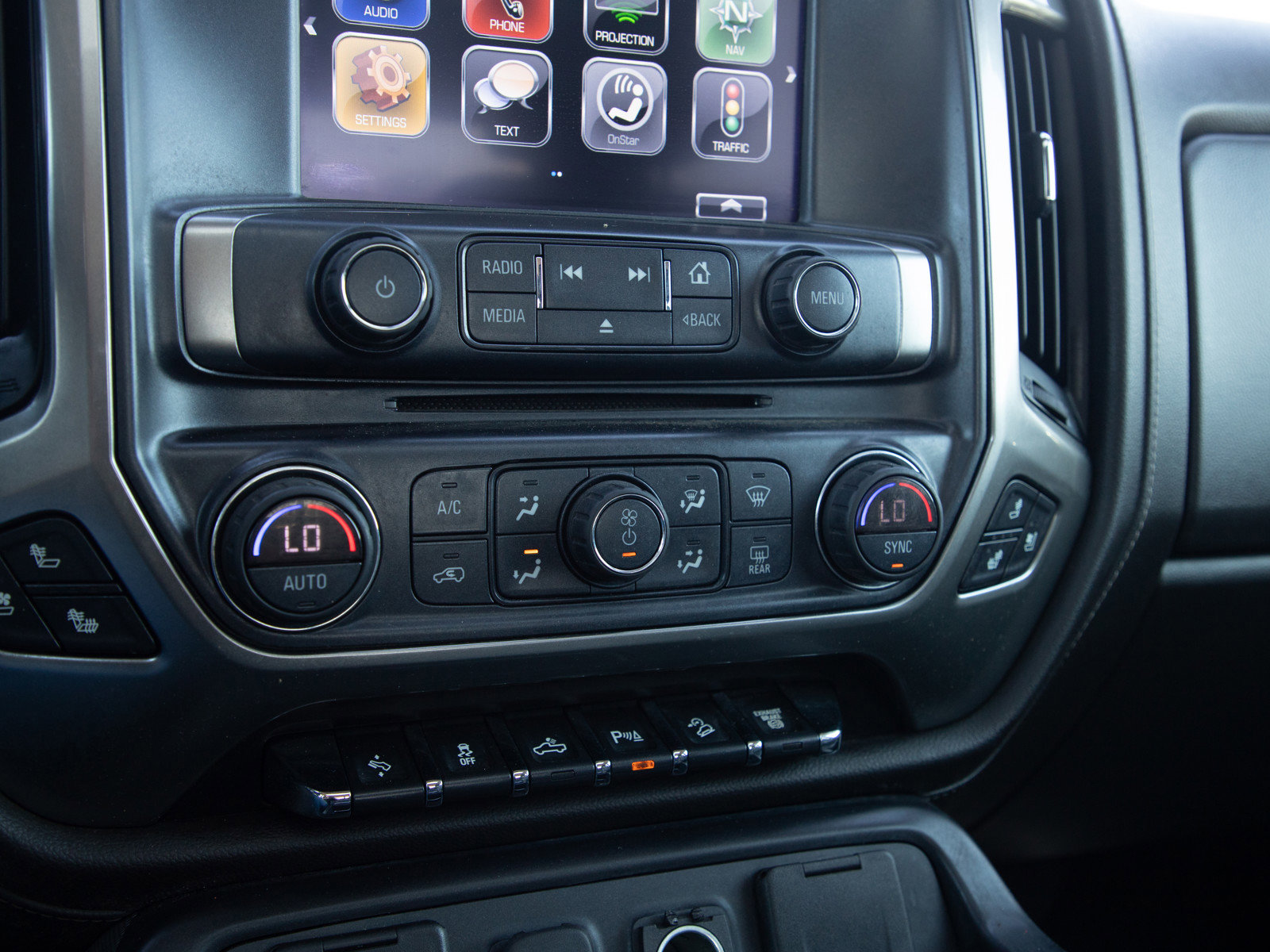 Used 2019 Chevrolet Silverado 2500 LTZ image 21