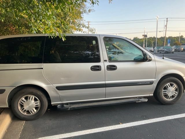 Used 2003 Chevrolet Venture LS w/ Convenience Package FWD image 5