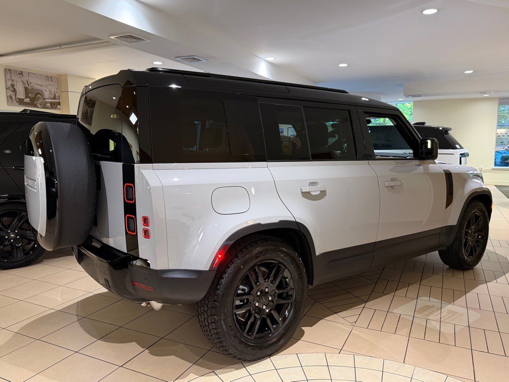 New 2026 Land Rover Defender 110 S image 4
