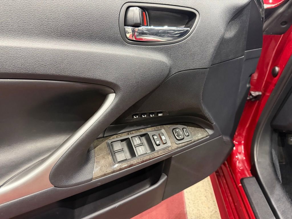 Used 2012 Lexus IS 350C w/ Luxury Pkg RWD image 21