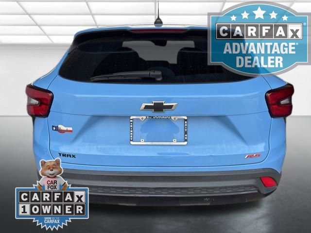 Used 2024 Chevrolet Trax RS w/ Sunroof Package FWD image 6