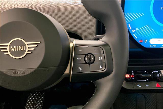 Certified 2025 MINI Cooper S image 19