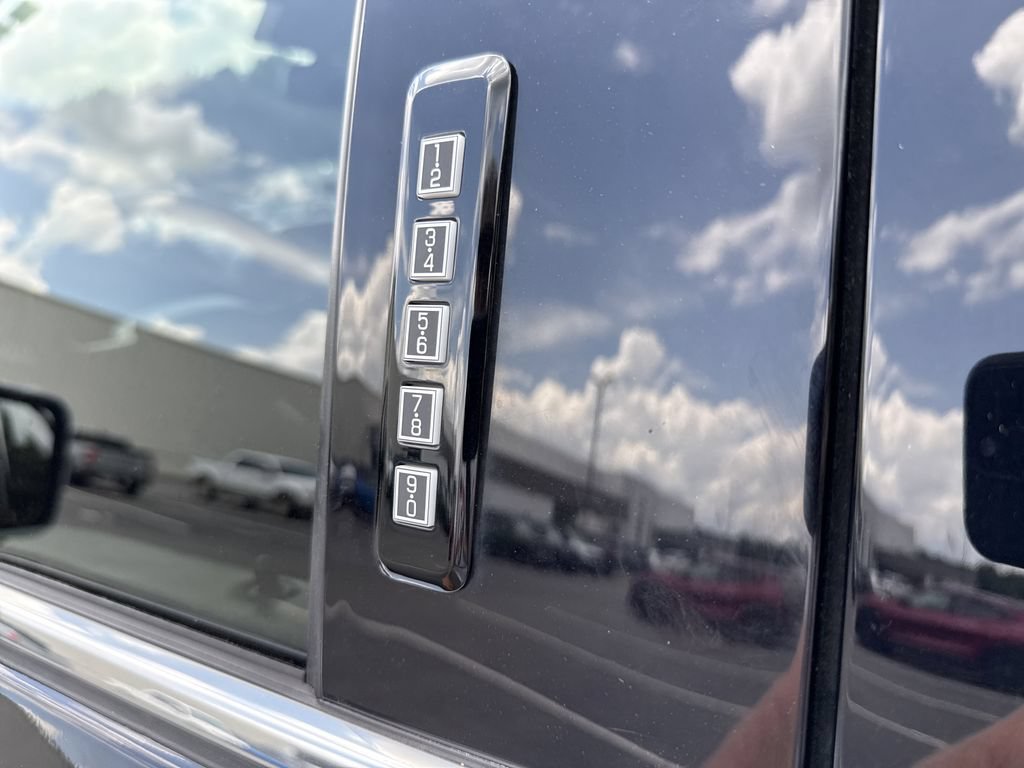 Used 2022 Ford F150 Platinum w/ Equipment Group 701A High AWD/4WD image 22