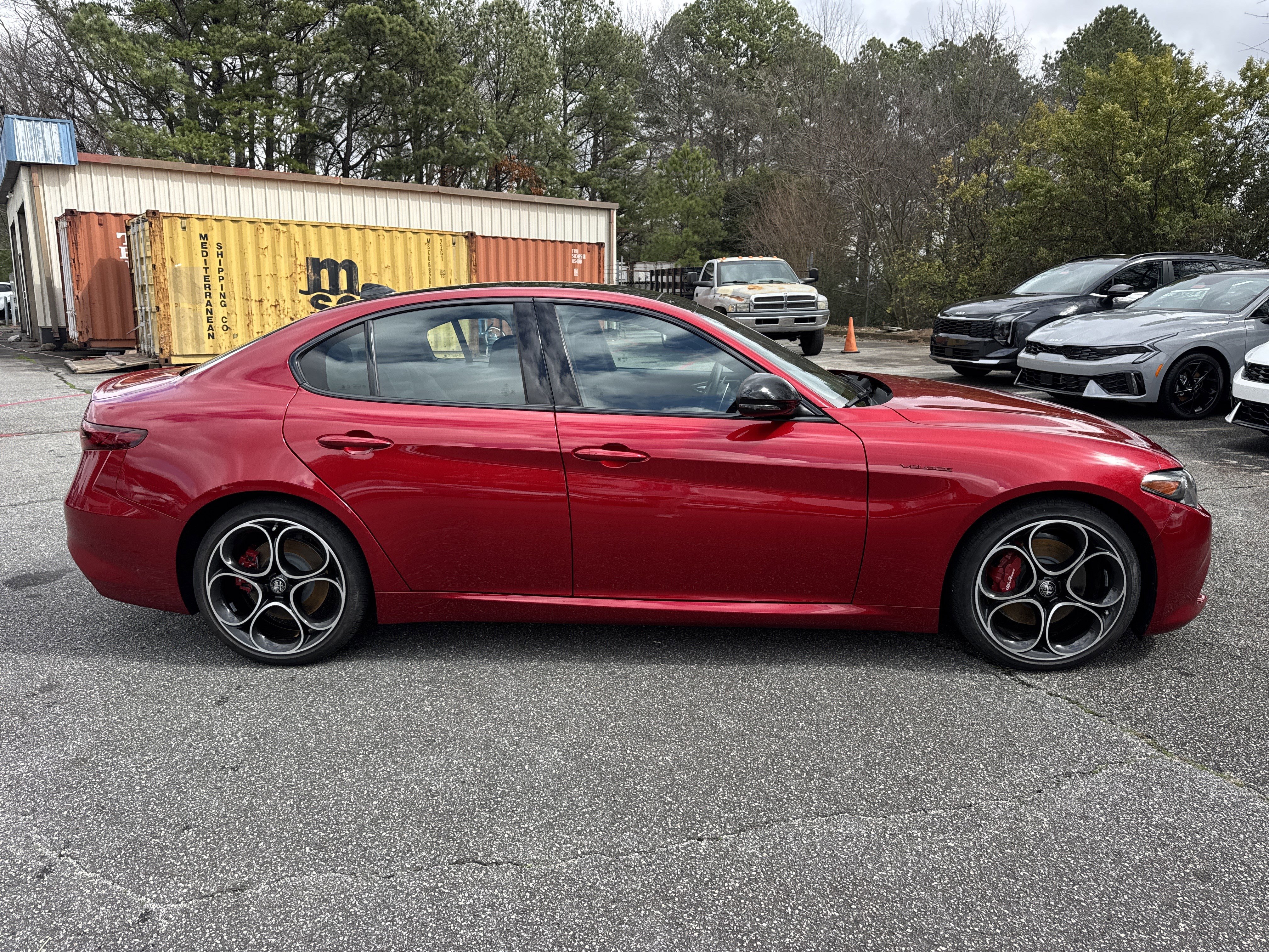 Used 2023 Alfa Romeo Giulia Veloce image 8