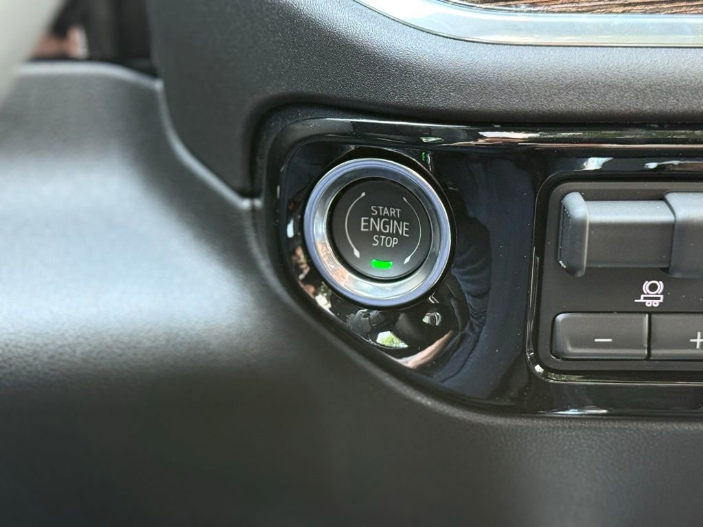 New 2026 GMC Sierra 1500 Elevation w/ Elevation Premium Package image 3