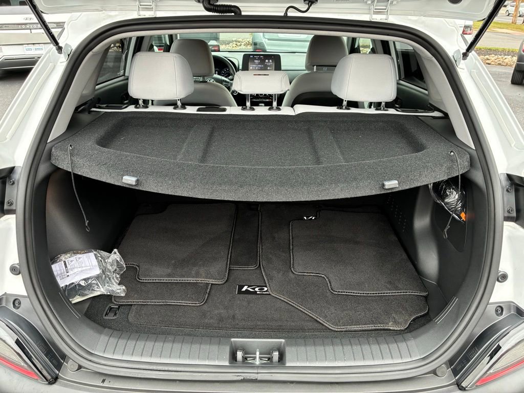 Used 2023 Hyundai Kona SEL w/ Cargo Package image 13