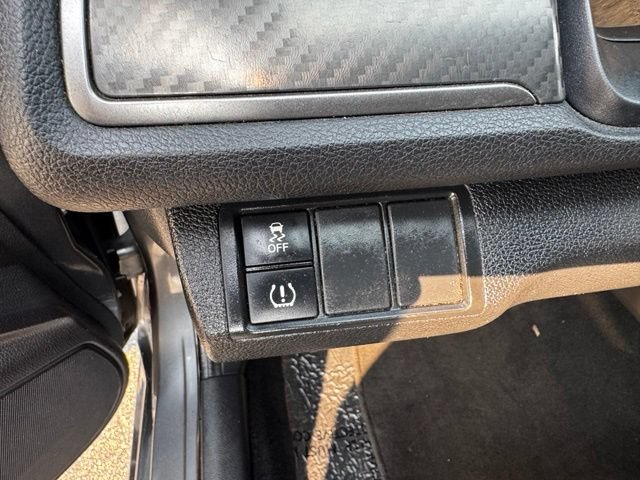 Used 2018 Honda Civic Sport image 16