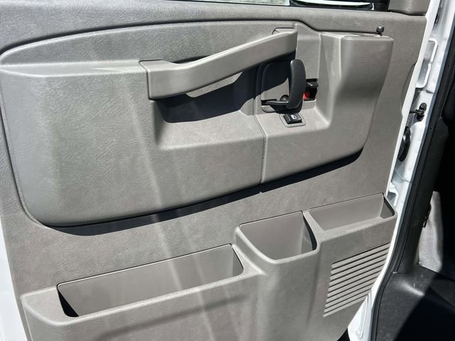New 2026 GMC Savana 2500 Extended w/ Driver Convenience Package RWD image 17