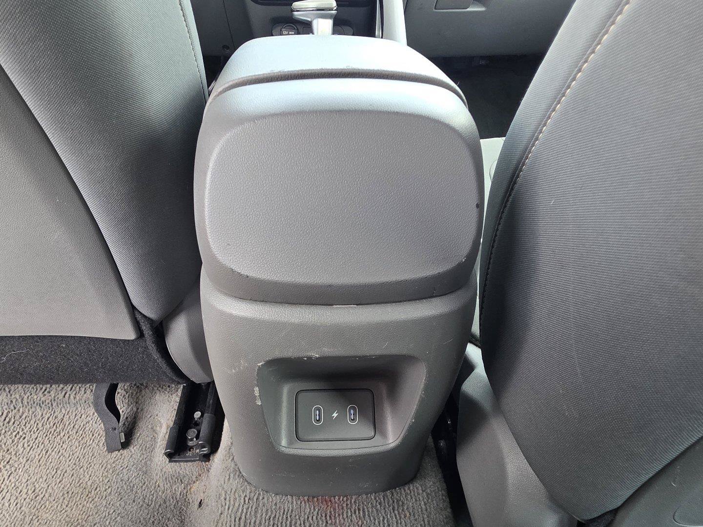 Used 2025 Hyundai Elantra SEL FWD image 26