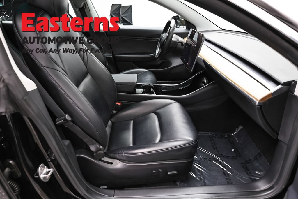 Used 2019 Tesla Model 3 Standard Range Plus RWD image 17