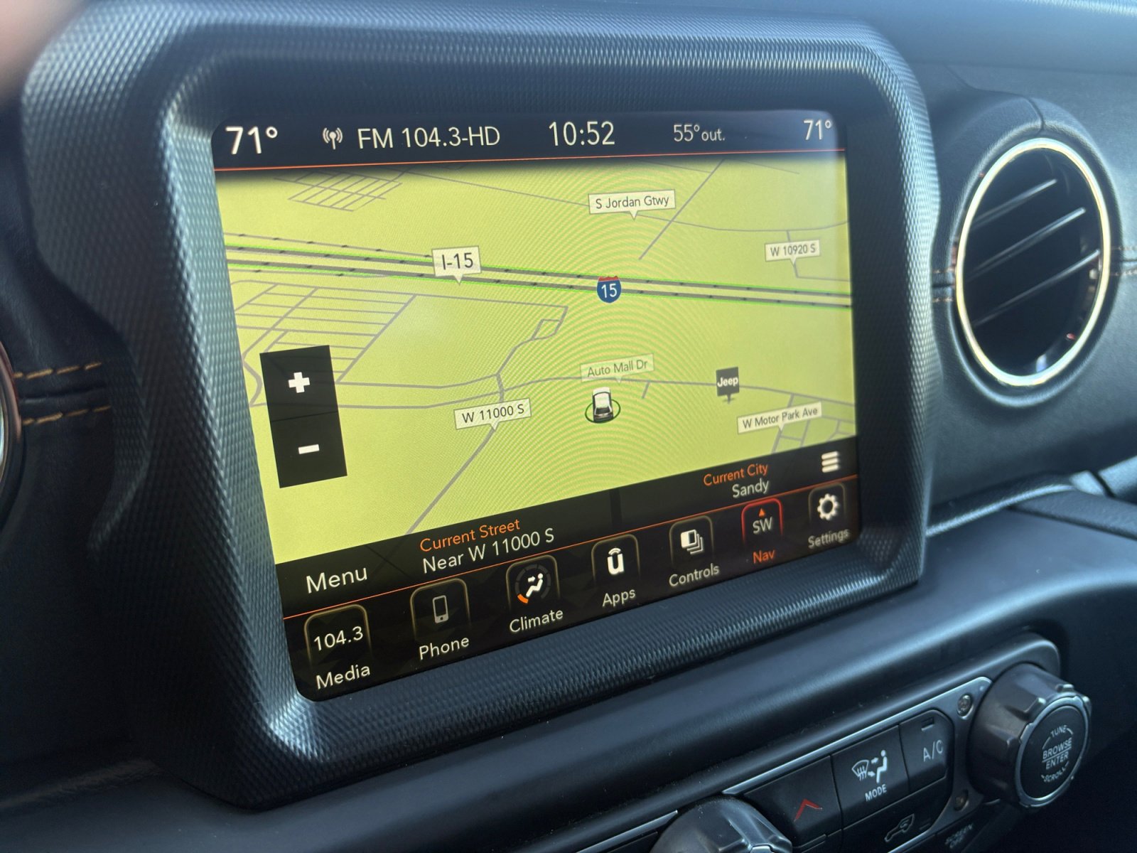 Used 2023 Jeep Gladiator Overland image 21