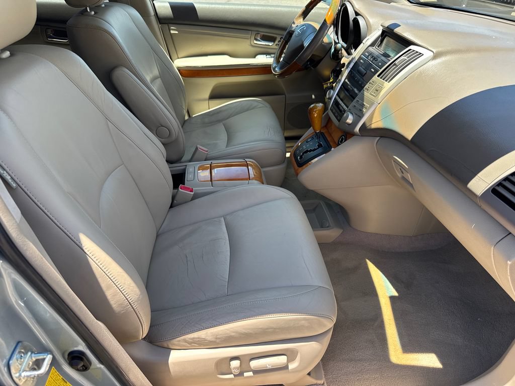 Used 2004 Lexus RX 330 FWD image 15