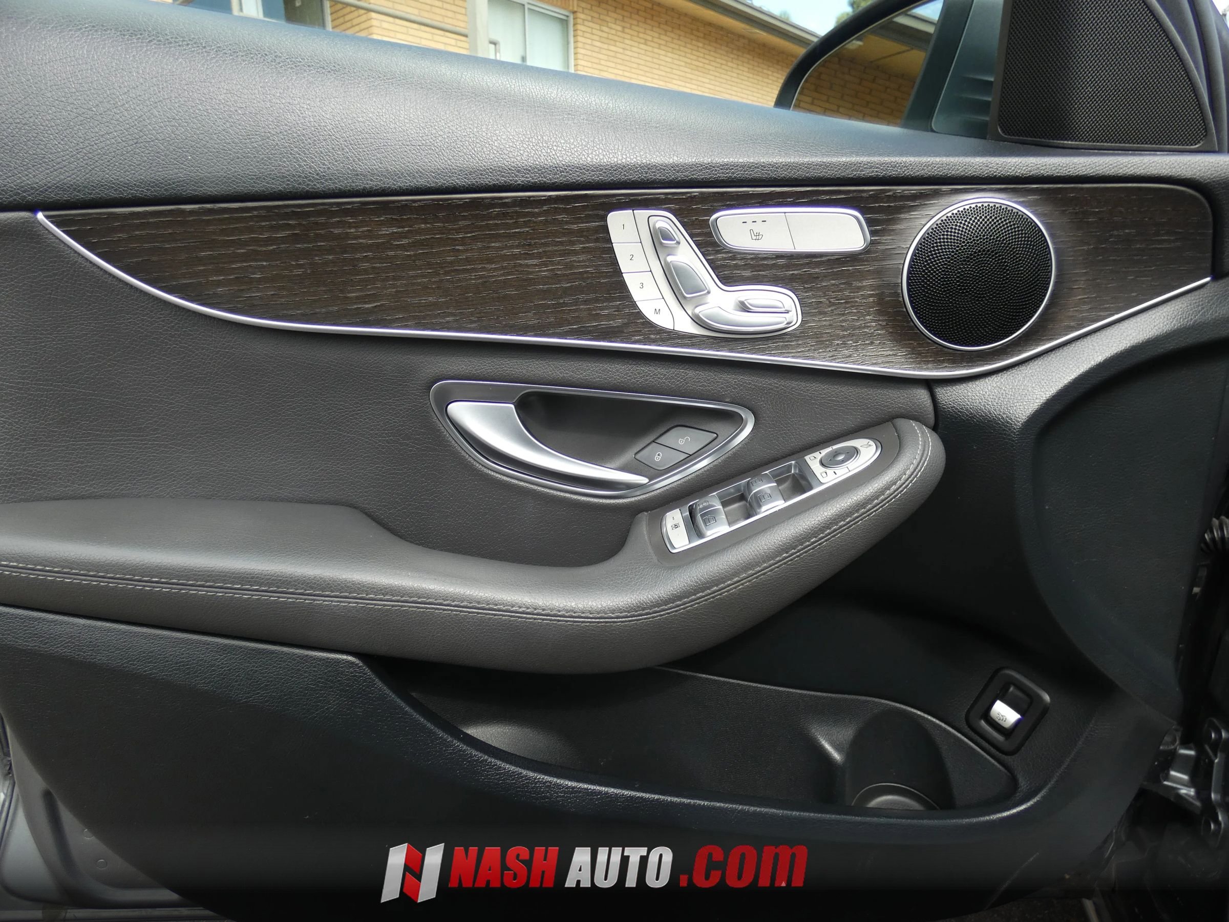 Used 2019 Mercedes-Benz C 300 Sedan image 43