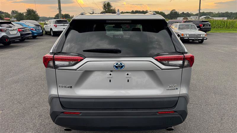 Used 2022 Toyota RAV4 XLE w/ Convenience Package AWD/4WD image 16