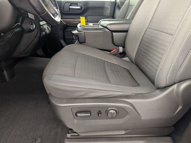 Used 2022 Chevrolet Silverado 2500 LT w/ Convenience Package image 13