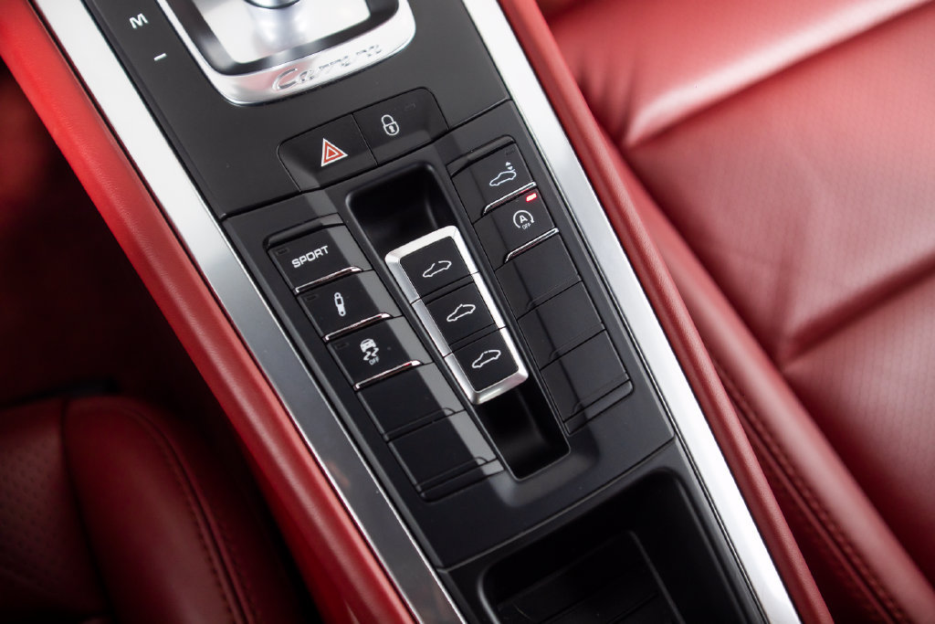 Used 2013 Porsche 911 Carrera S RWD image 40