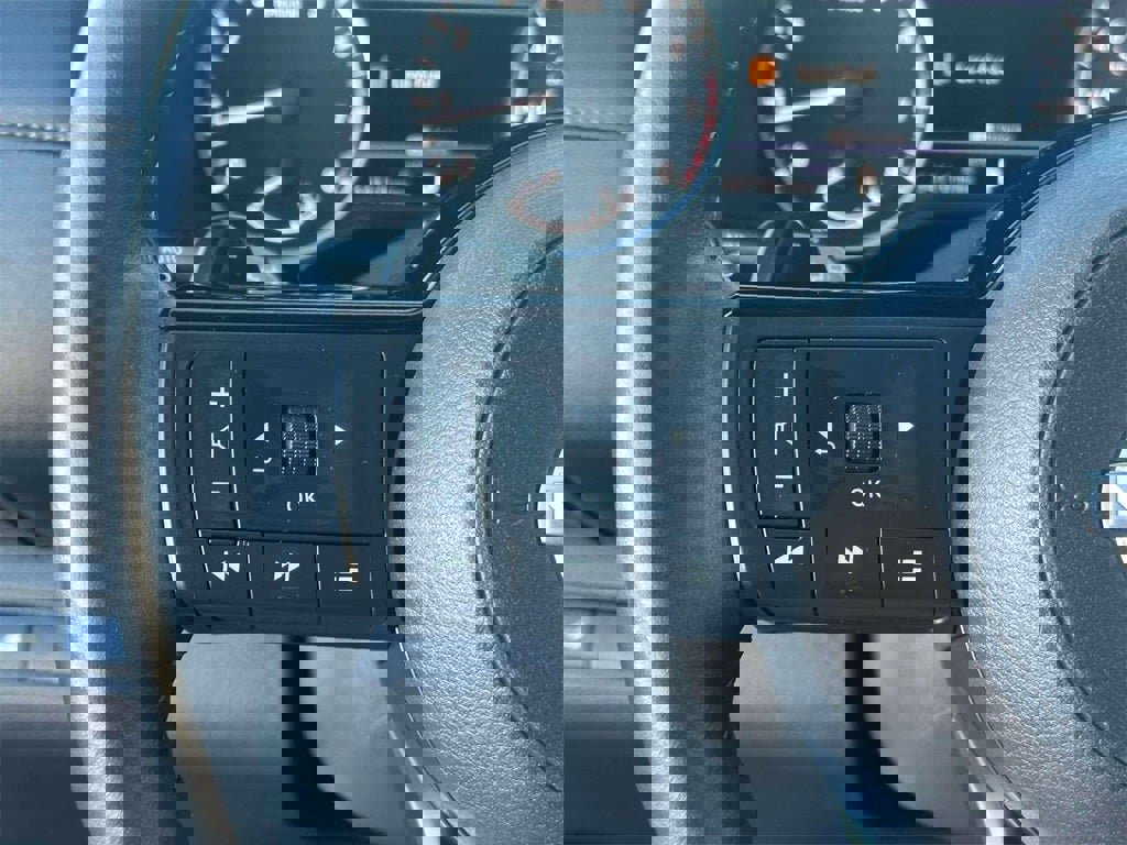 Certified 2023 Nissan Pathfinder SL image 22