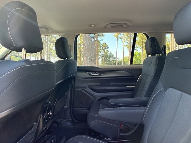 Used 2023 Jeep Grand Cherokee L Laredo w/ Luxury Tech Group I RWD image 22