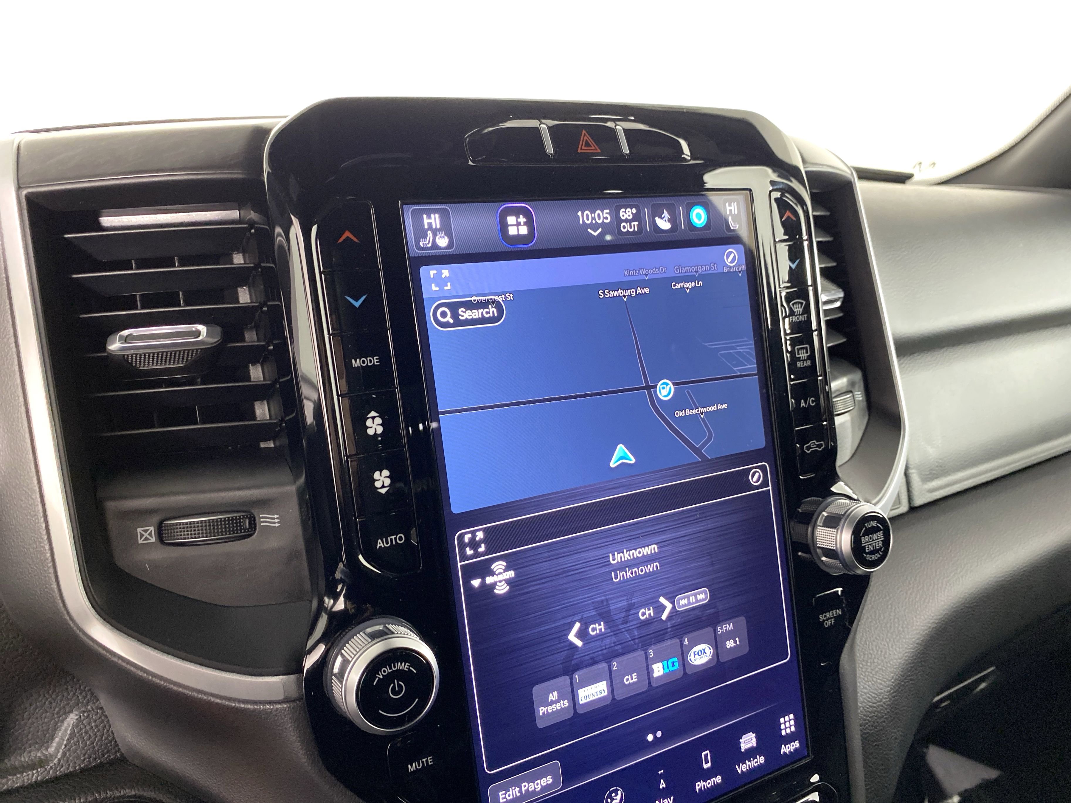 Used 2023 RAM 1500 Big Horn image 30