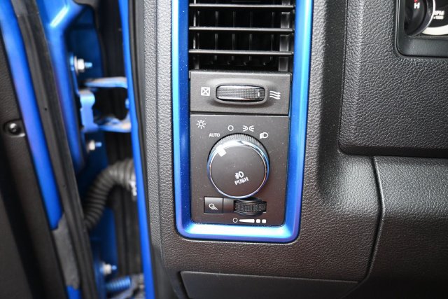 Used 2018 RAM 1500 Sport w/ Hydro Blue Sport Package AWD/4WD image 18