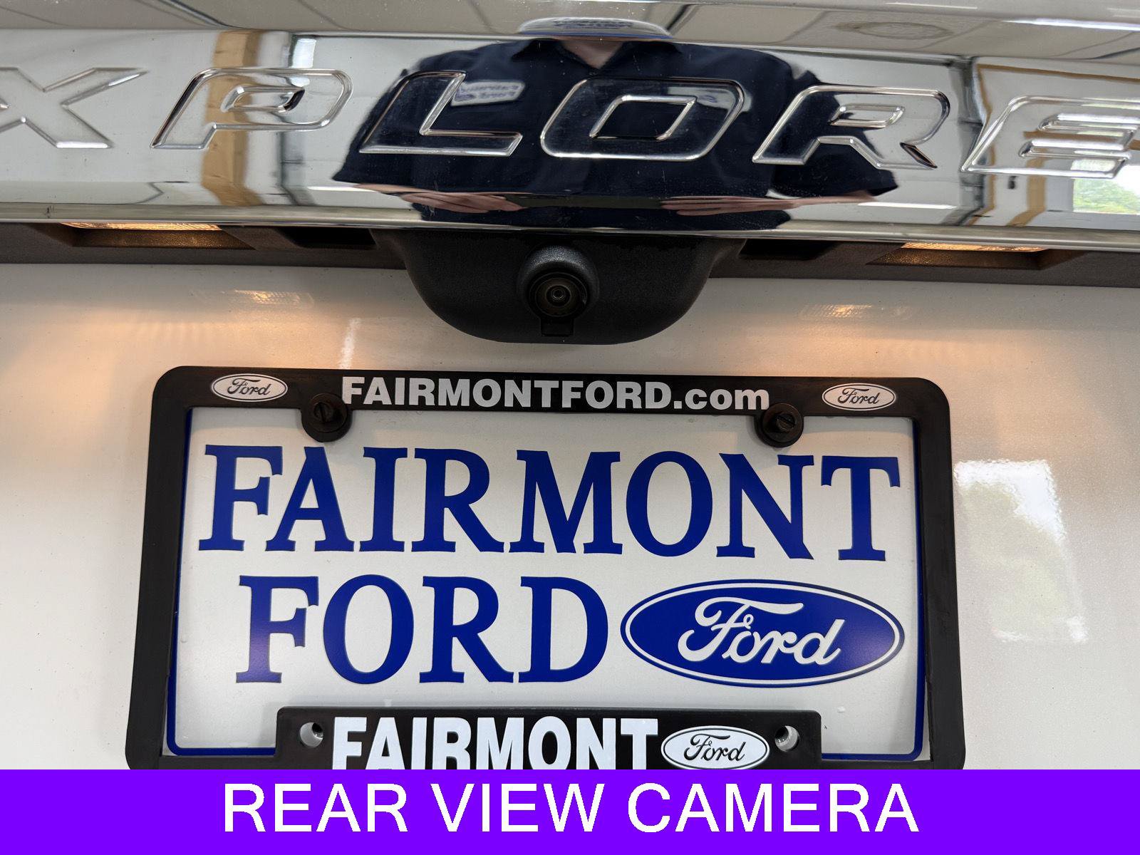Used 2024 Ford Explorer XLT w/ Equipment Group 202A AWD/4WD image 34
