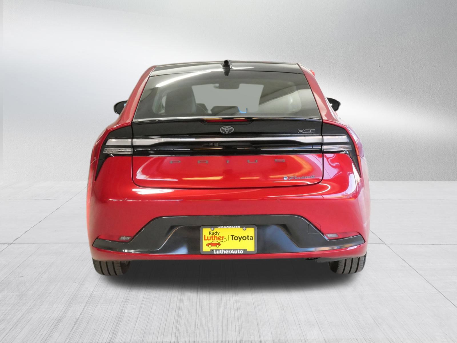 Used 2024 Toyota Prius Prime Premium image 7