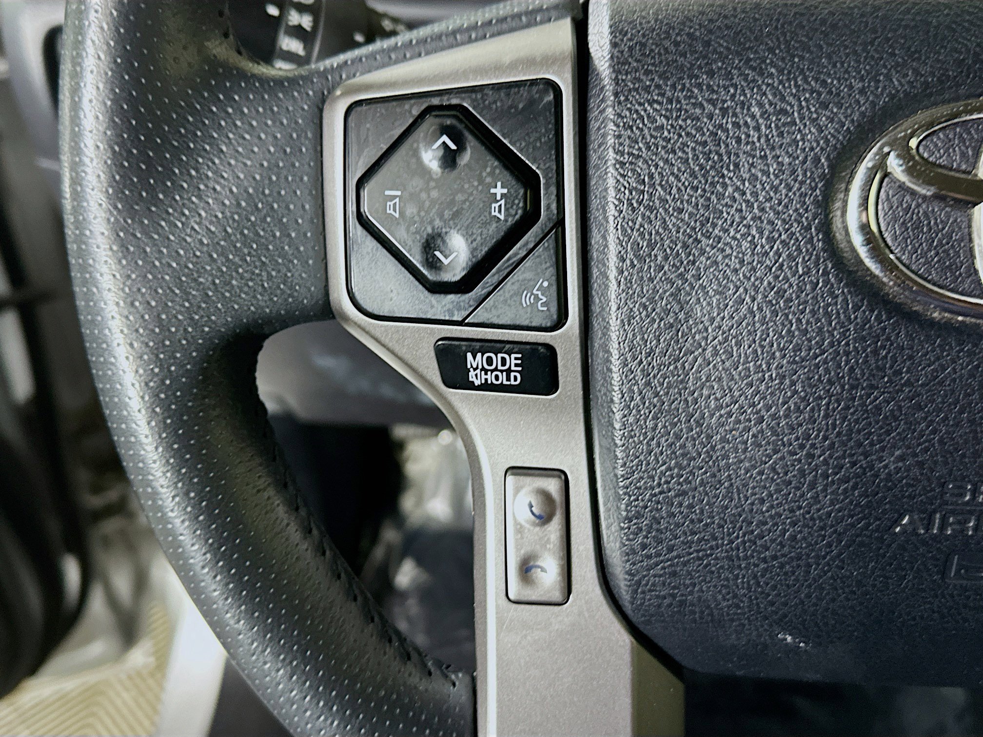 Used 2024 Toyota 4Runner SR5 AWD/4WD image 16