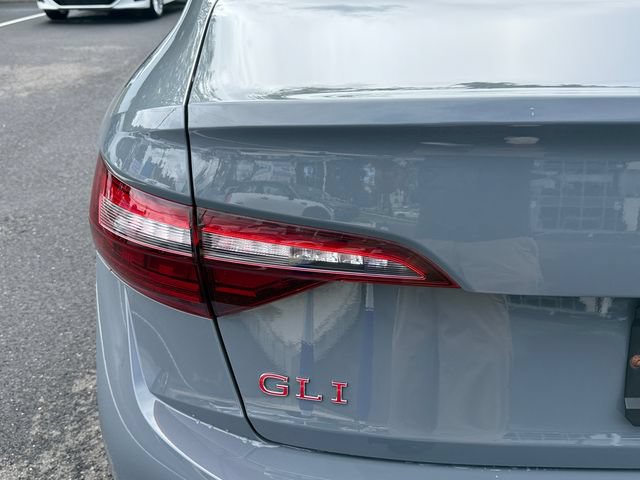 Used 2022 Volkswagen Jetta GLI Autobahn FWD image 38